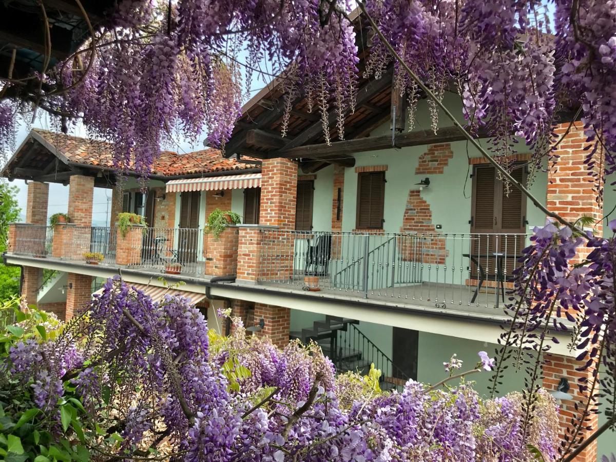 Agriturismo Bric Di Gai Monforte dʼAlba Buitenkant foto